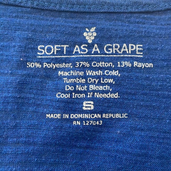 Tampa Bay Lightning tank - Picture 3 of 3